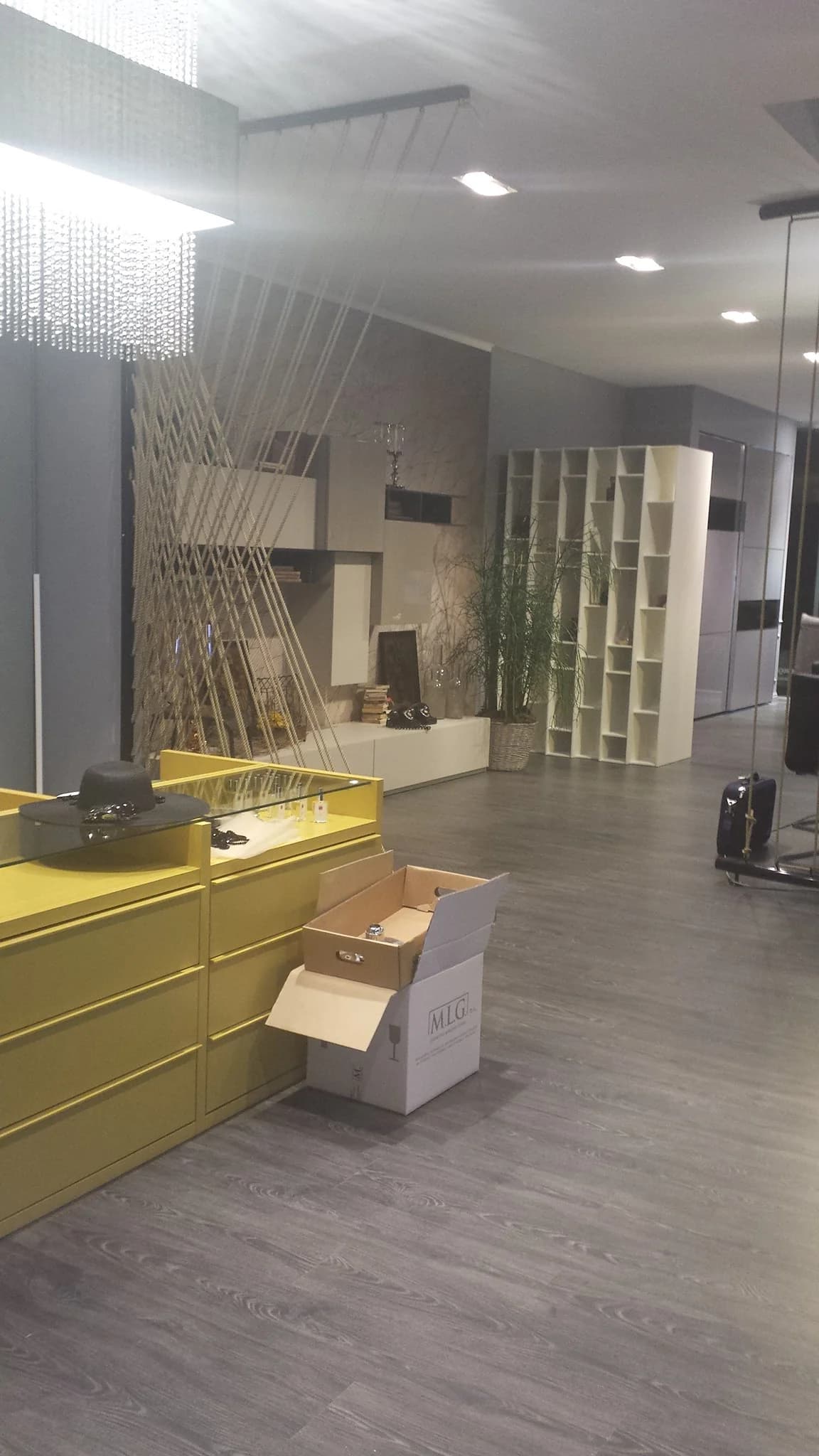 Showroom curățat impecabil